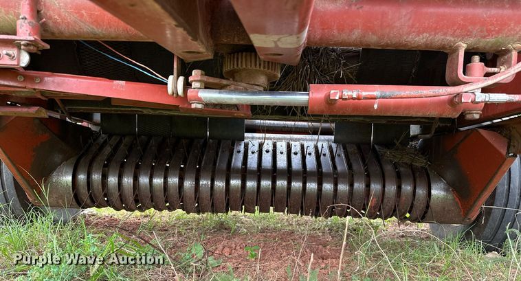 image for item OC9125 Hesston 565T  round baler