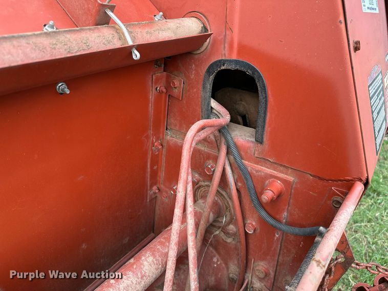 image for item OC9125 Hesston 565T  round baler