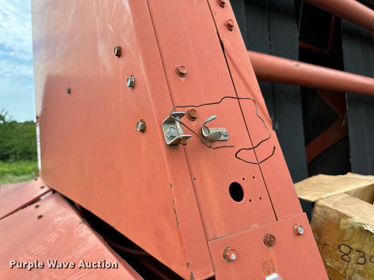 image for item OC9125 Hesston 565T  round baler