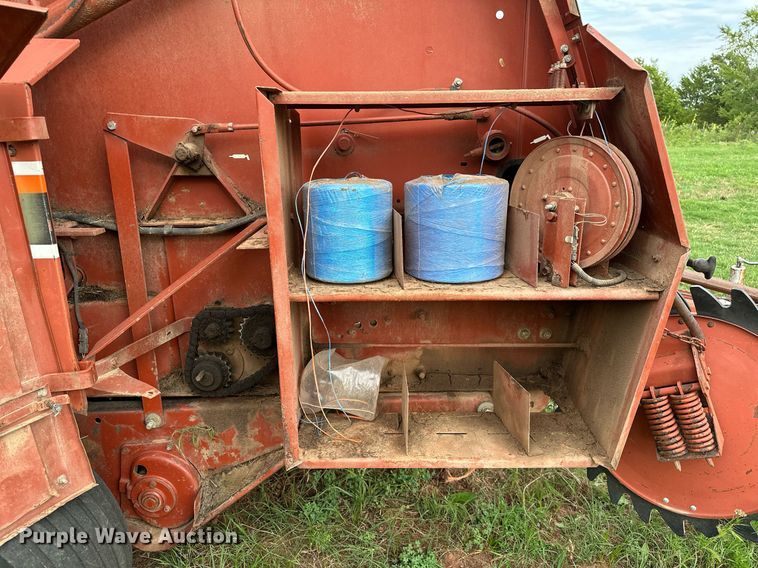 image for item OC9125 Hesston 565T  round baler