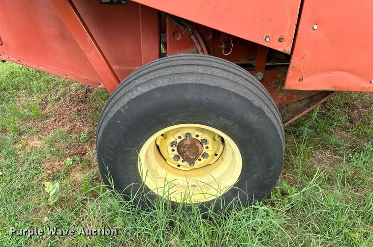 image for item OC9125 Hesston 565T  round baler