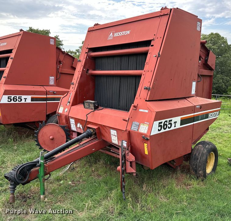 image for item OC9126 Hesston 565T  round baler