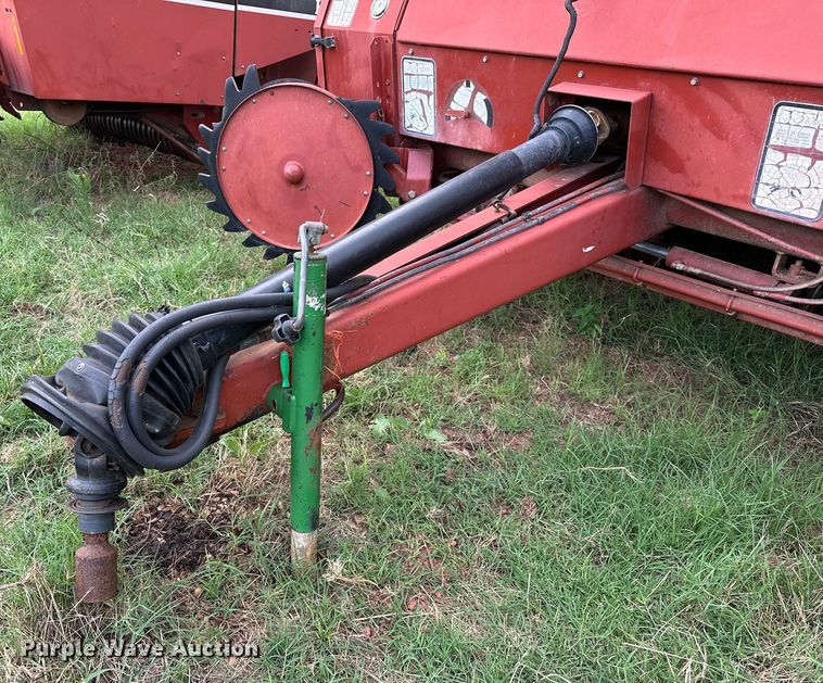 image for item OC9126 Hesston 565T  round baler