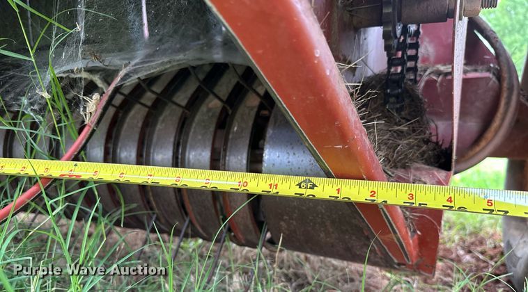 image for item OC9126 Hesston 565T  round baler