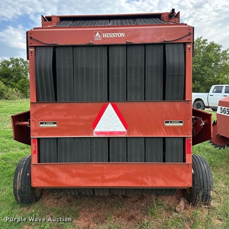 image for item OC9126 Hesston 565T  round baler