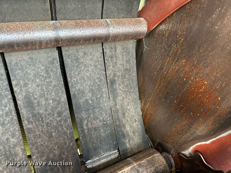 image for item OC9126 Hesston 565T  round baler