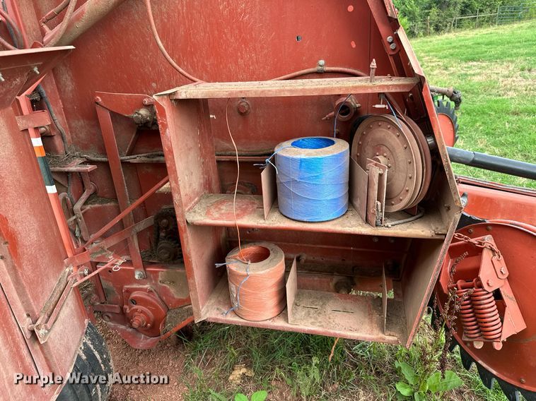 image for item OC9126 Hesston 565T  round baler