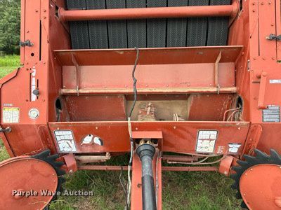 image for item OC9126 Hesston 565T  round baler