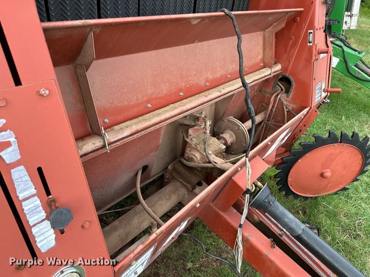 image for item OC9126 Hesston 565T  round baler