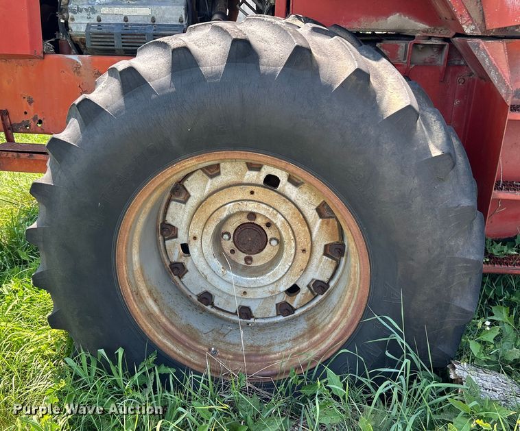 image for item OK9746 1979 Massey Ferguson 4880  4WD tractor