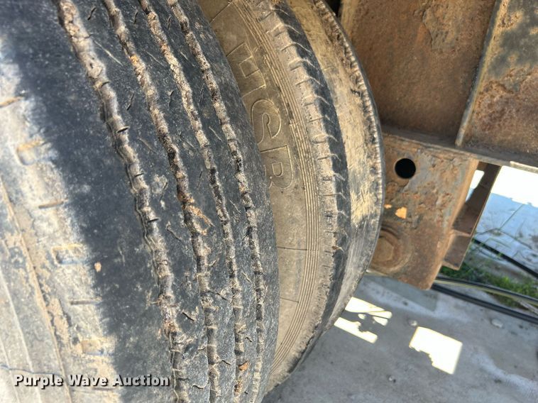 image for item DI7923 2000 Kalyn Siebert KDP80  drop deck trailer