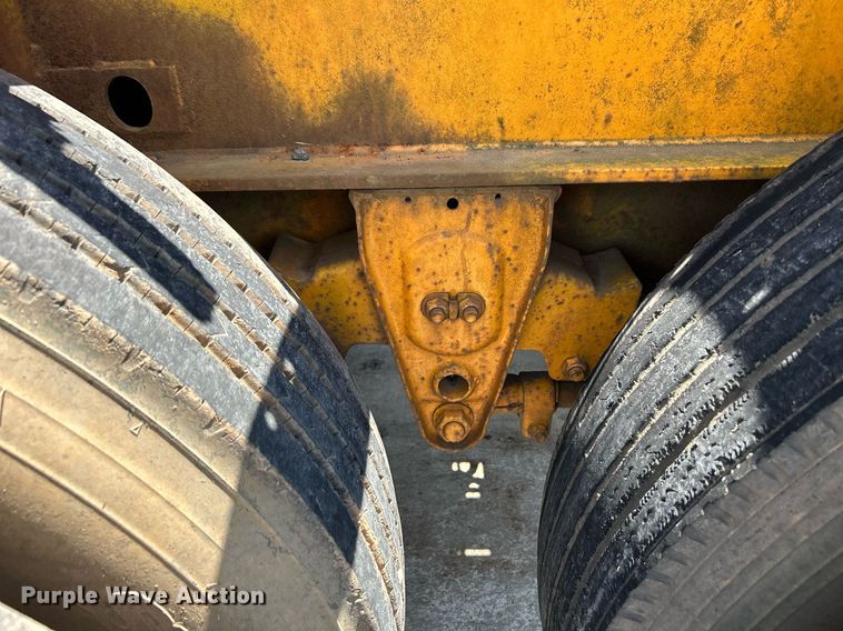 image for item DI7924 1986 Great Dane GPS-45  flatbed trailer