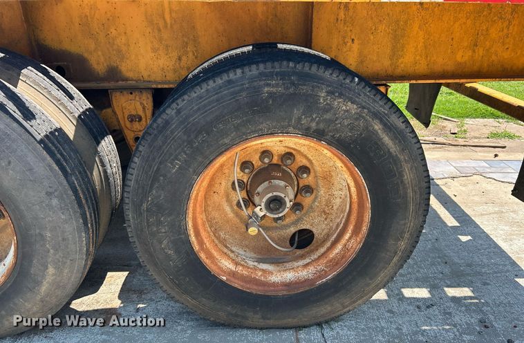 image for item DI7924 1986 Great Dane GPS-45  flatbed trailer