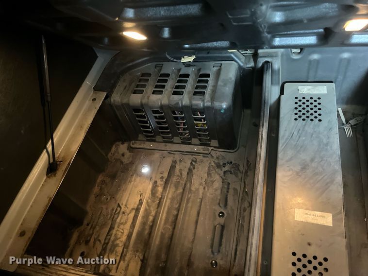 image for item DI8742 2007 Freightliner Columbia  semi truck