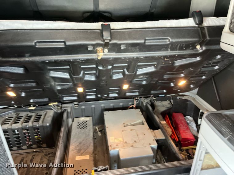 image for item DI8742 2007 Freightliner Columbia  semi truck