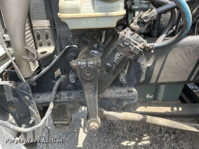 image for item DI8742 2007 Freightliner Columbia  semi truck