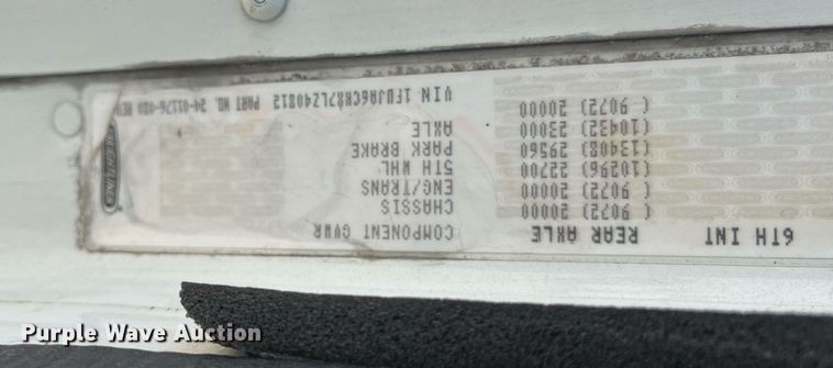 image for item DI8742 2007 Freightliner Columbia  semi truck