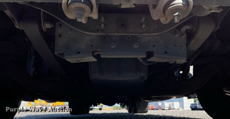 image for item DL3854 2018 Freightliner Cascadia 125  semi truck