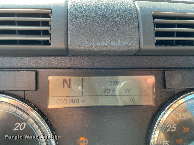 image for item DL3854 2018 Freightliner Cascadia 125  semi truck