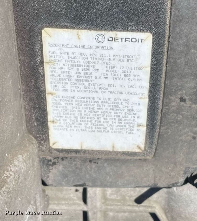 image for item DL3856 2017 Freightliner Cascadia 125  semi truck