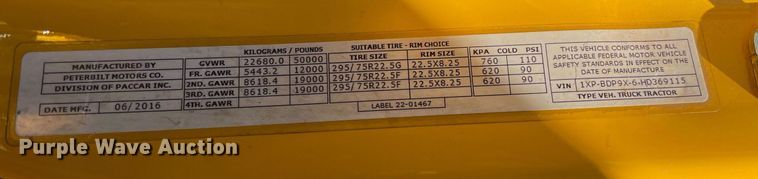 image for item DL3857 2017 Peterbilt 579  semi truck