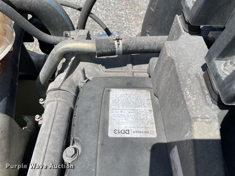 image for item DL3861 2020 Freightliner Cascadia 126  semi truck