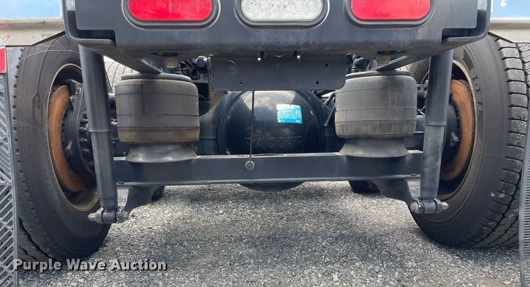 image for item DL3862 2019 Kenworth T680  semi truck