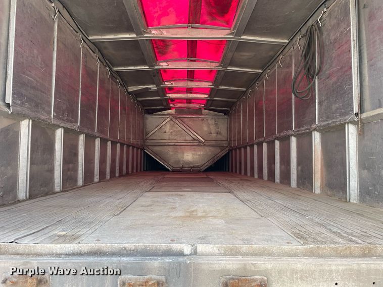 image for item DL3863 1993 CEI Pacer  feed delivery trailer