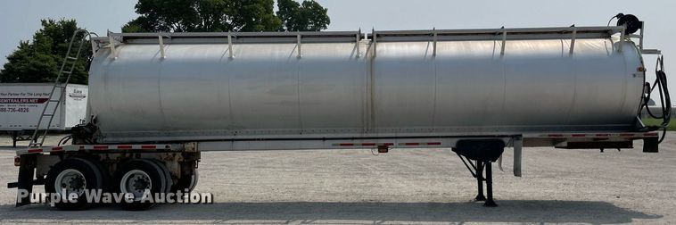 image for item DL3864 1999 Warren  feed delivery trailer