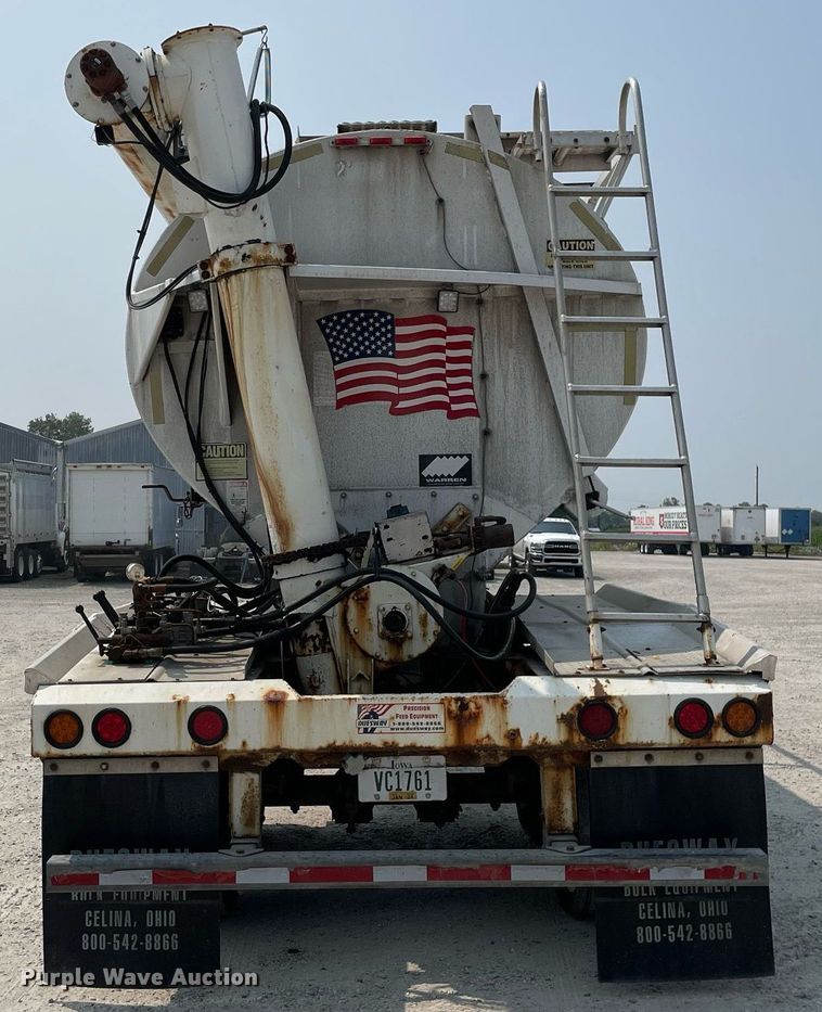 image for item DL3864 1999 Warren  feed delivery trailer