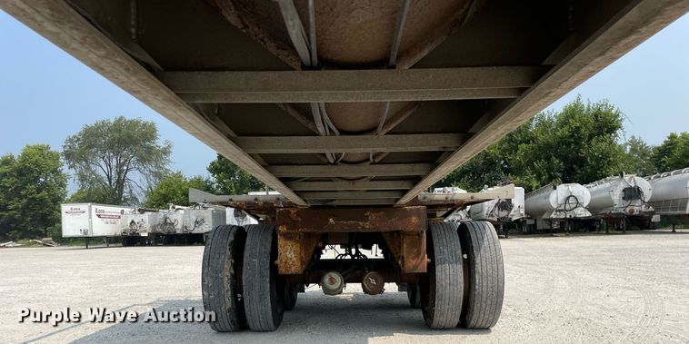 image for item DL3864 1999 Warren  feed delivery trailer