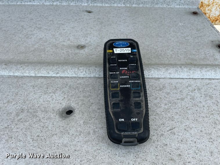 image for item DL3864 1999 Warren  feed delivery trailer