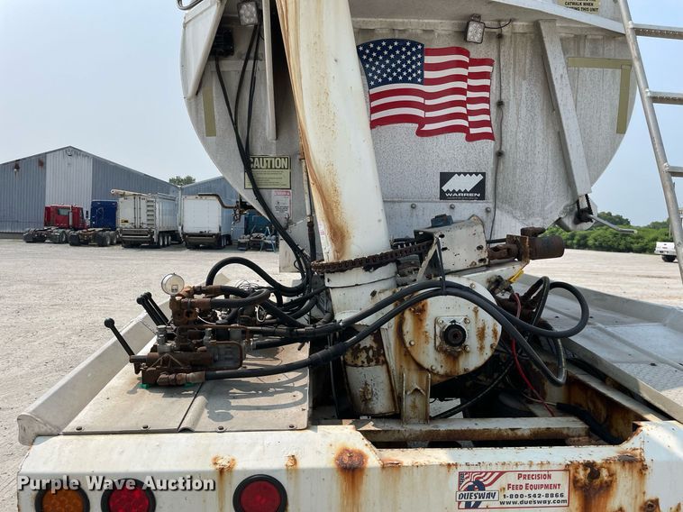 image for item DL3864 1999 Warren  feed delivery trailer