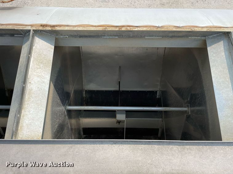 image for item DL3864 1999 Warren  feed delivery trailer