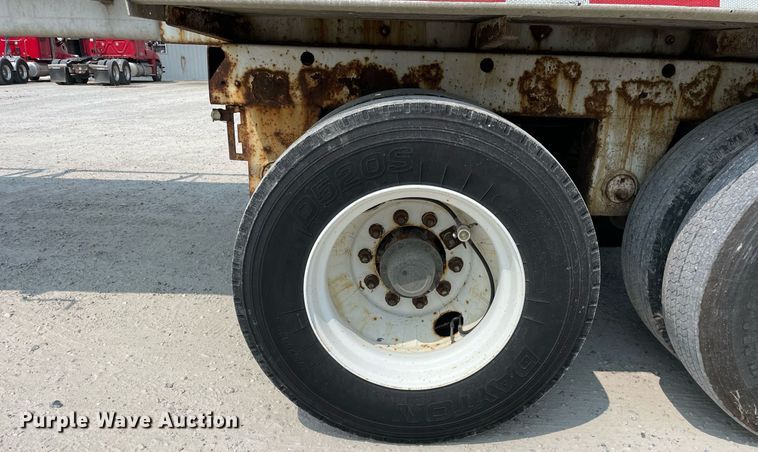 image for item DL3864 1999 Warren  feed delivery trailer