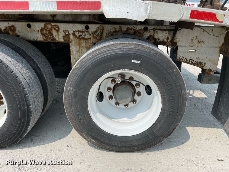 image for item DL3864 1999 Warren  feed delivery trailer