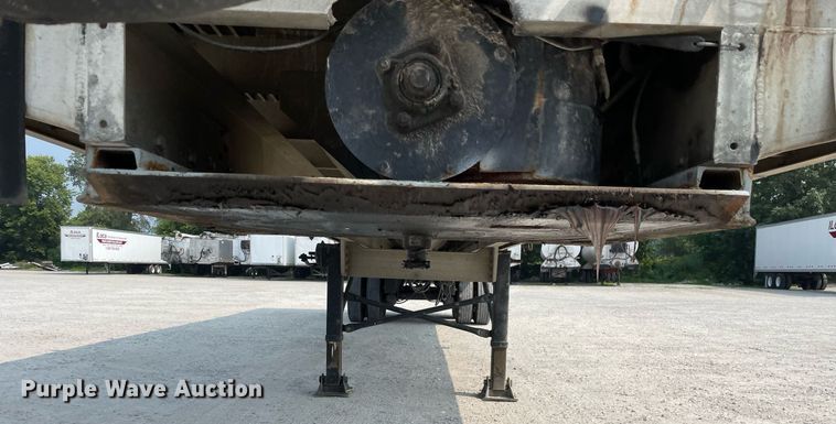 image for item DL3866 2003 CEI Pacer AT65  feed delivery trailer