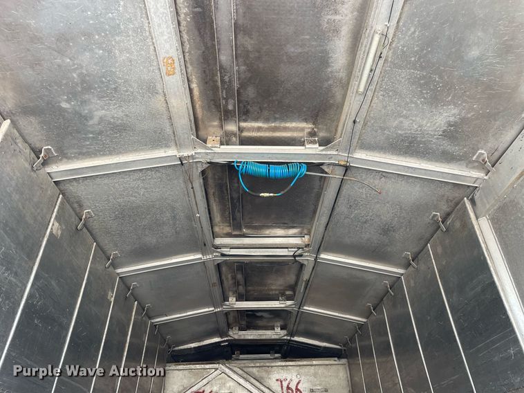 image for item DL3866 2003 CEI Pacer AT65  feed delivery trailer