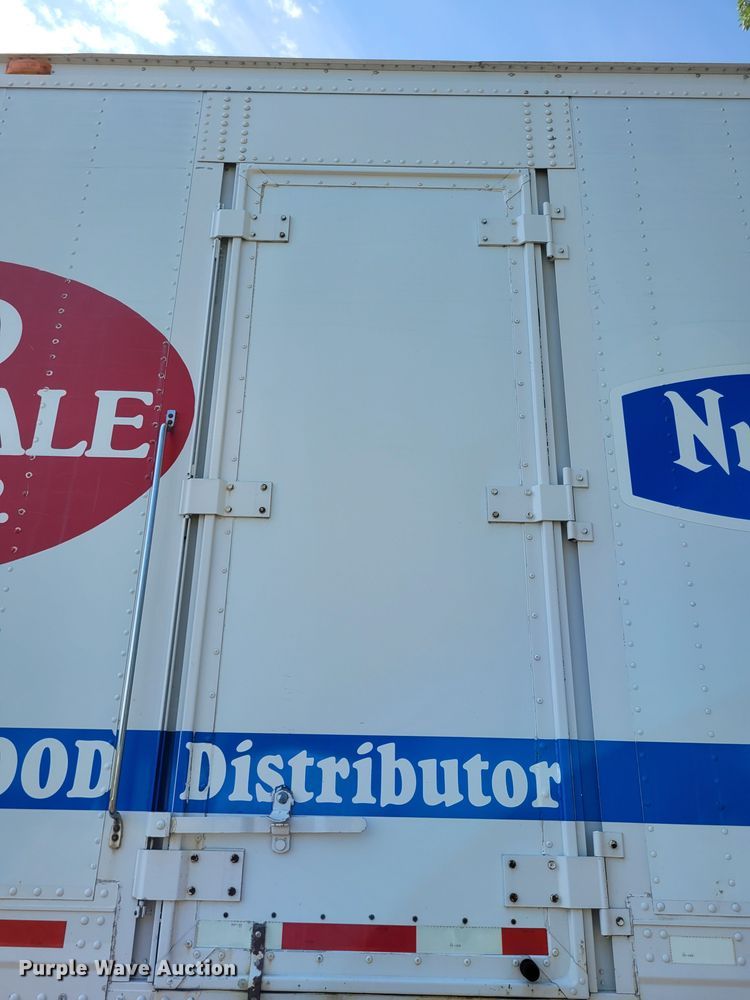 image for item DN8535 2001 Trailmobile  refrigerated van trailer