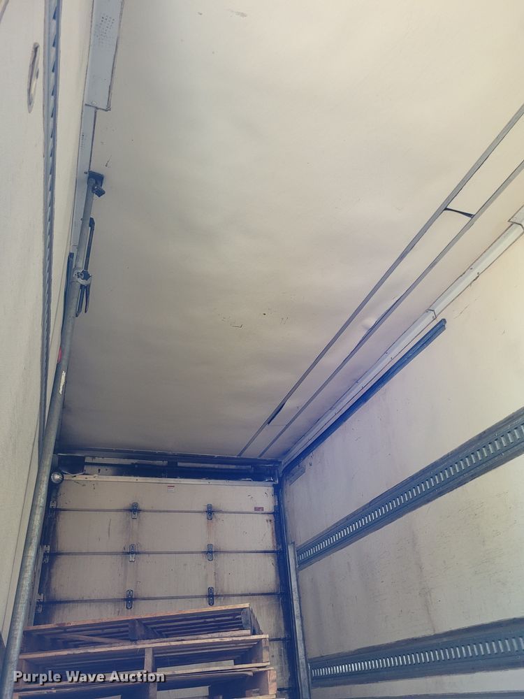 image for item DN8535 2001 Trailmobile  refrigerated van trailer