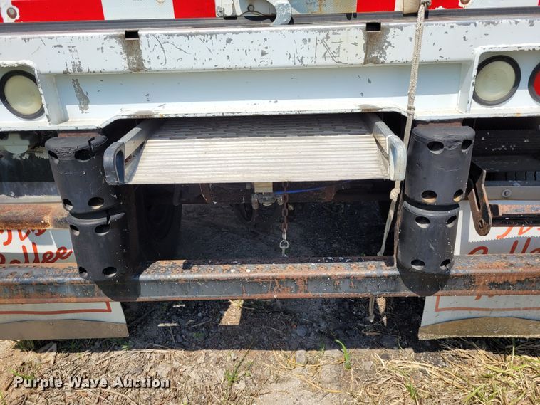 image for item DN8535 2001 Trailmobile  refrigerated van trailer