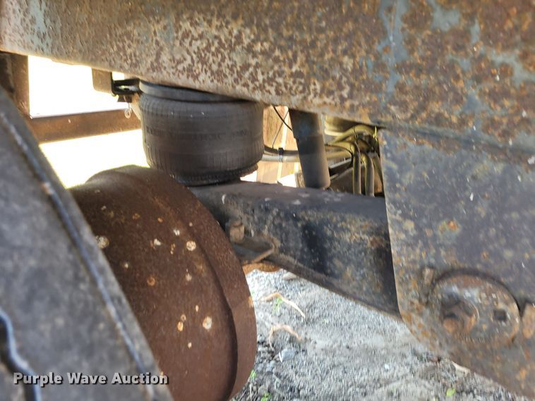 image for item DN8535 2001 Trailmobile  refrigerated van trailer