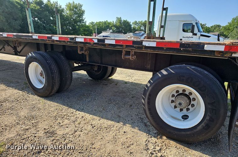 image for item DN8620 2012 Transcraft TL2000  flatbed trailer