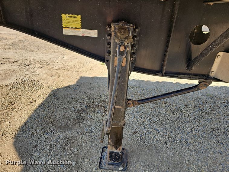 image for item DN8620 2012 Transcraft TL2000  flatbed trailer