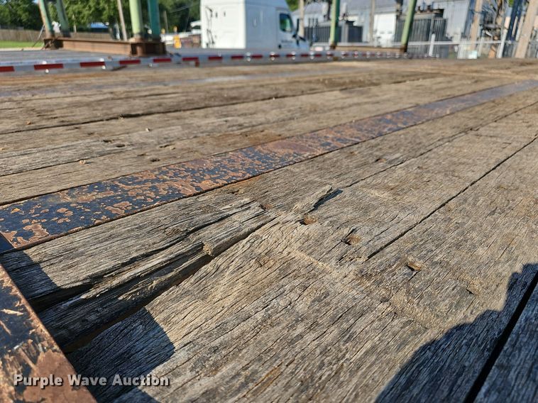 image for item DN8620 2012 Transcraft TL2000  flatbed trailer