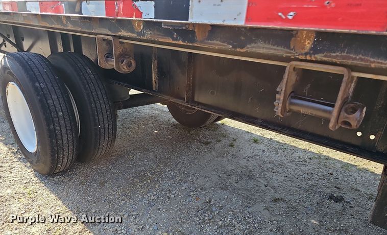 image for item DN8620 2012 Transcraft TL2000  flatbed trailer