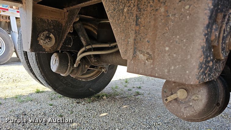 image for item DN8620 2012 Transcraft TL2000  flatbed trailer