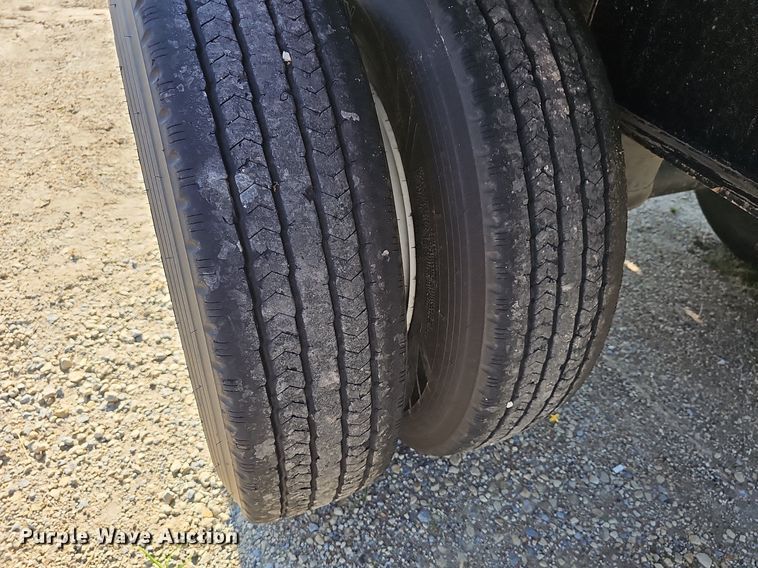 image for item DN8620 2012 Transcraft TL2000  flatbed trailer