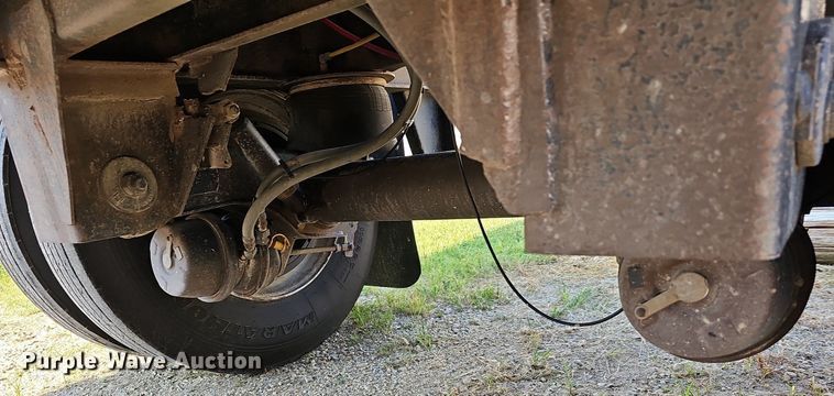 image for item DN8620 2012 Transcraft TL2000  flatbed trailer