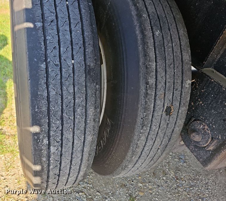 image for item DN8620 2012 Transcraft TL2000  flatbed trailer